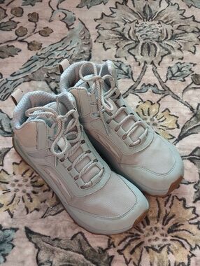 Altra Light Blue Hiking Shoes Size 8